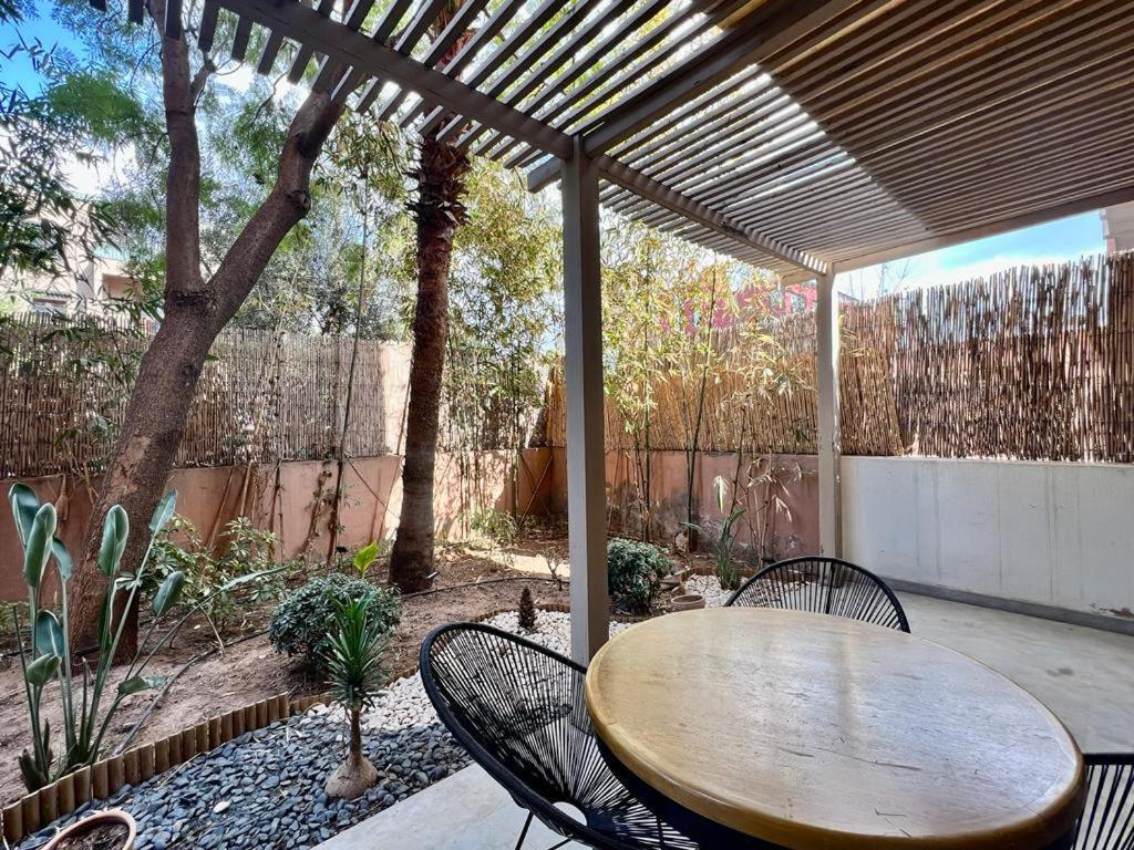 Superbe Avec Terrasse Et Jardin Au Coeur De L'hivernage Appartement *