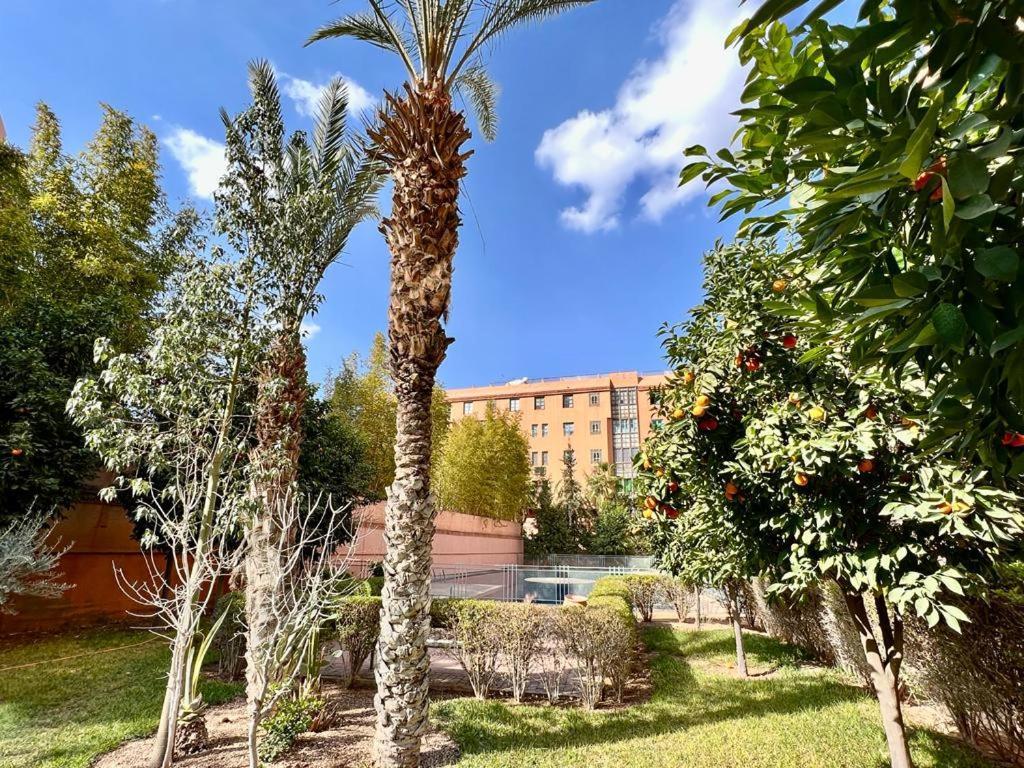 Appartement Superbe Avec Terrasse Et Jardin Au Coeur De L'hivernage Marrakesh